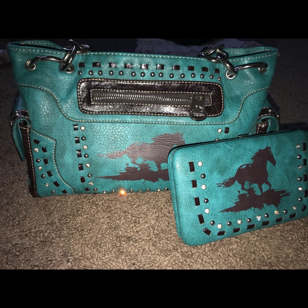 Cute Horse Lover Purse!!! (Hardly ever used)